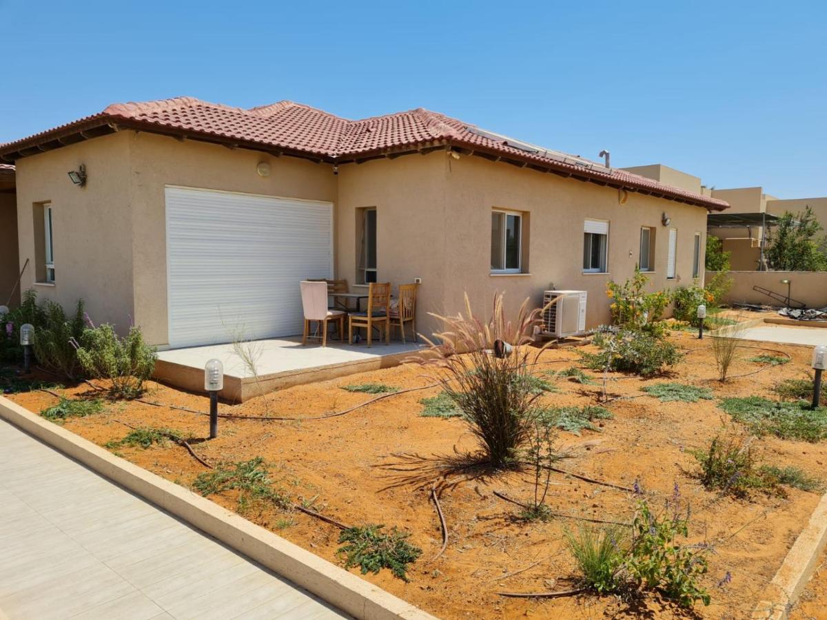 אילן ו אילנית בתי אירוח ביישוב אשלים Villa Dış mekan fotoğraf